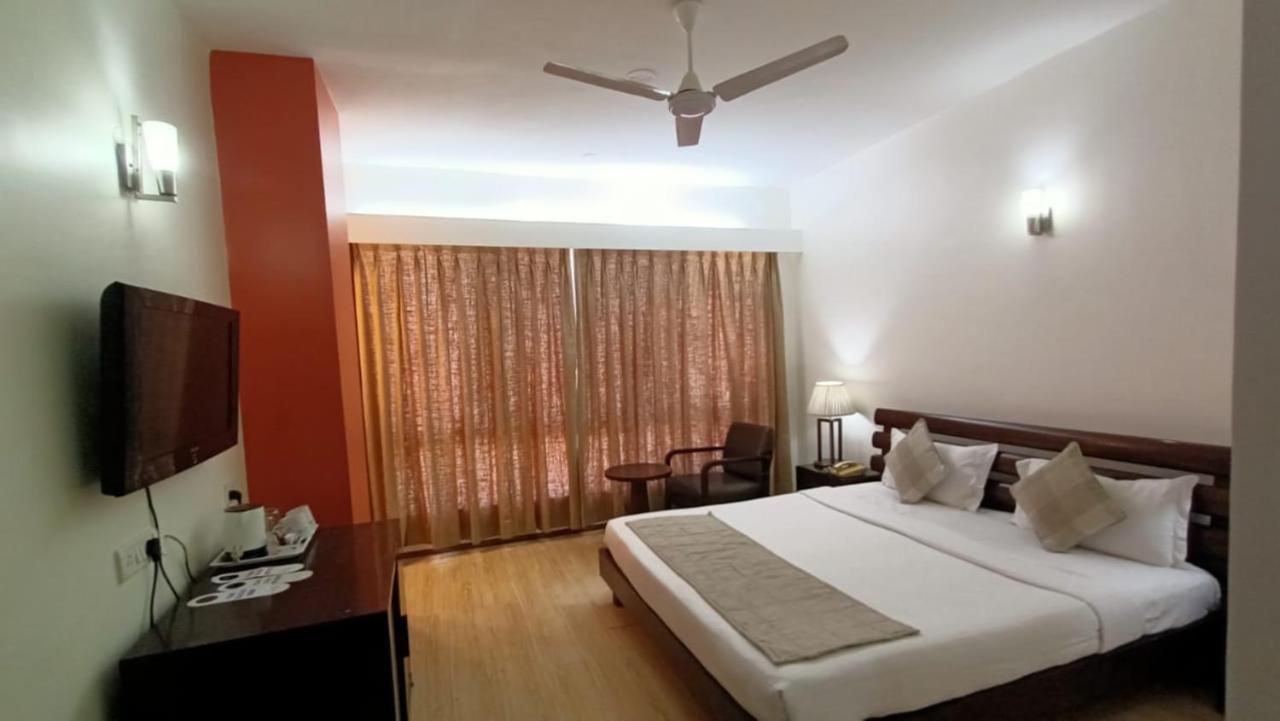 Inventree Hotels & Resort Hinjawadi Exterior photo