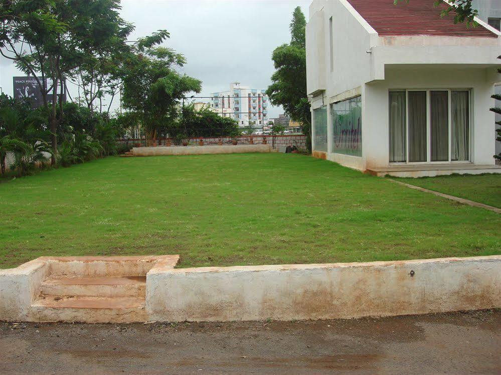 Inventree Hotels & Resort Hinjawadi Exterior photo